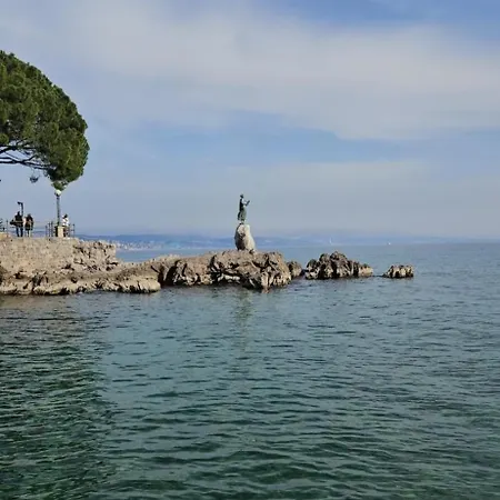 Apartment Studio-apartman 